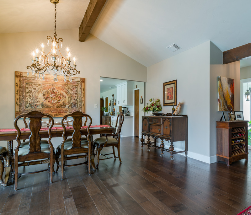 dining room with oak wood accessories and pendant lighting design services (1)-1